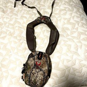 Badlands binoculars bivy.